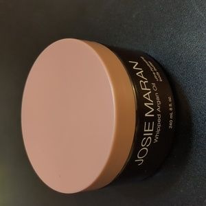 Josie Maran Whipped Argan Oil Body Butter Chamomile and Honey scent